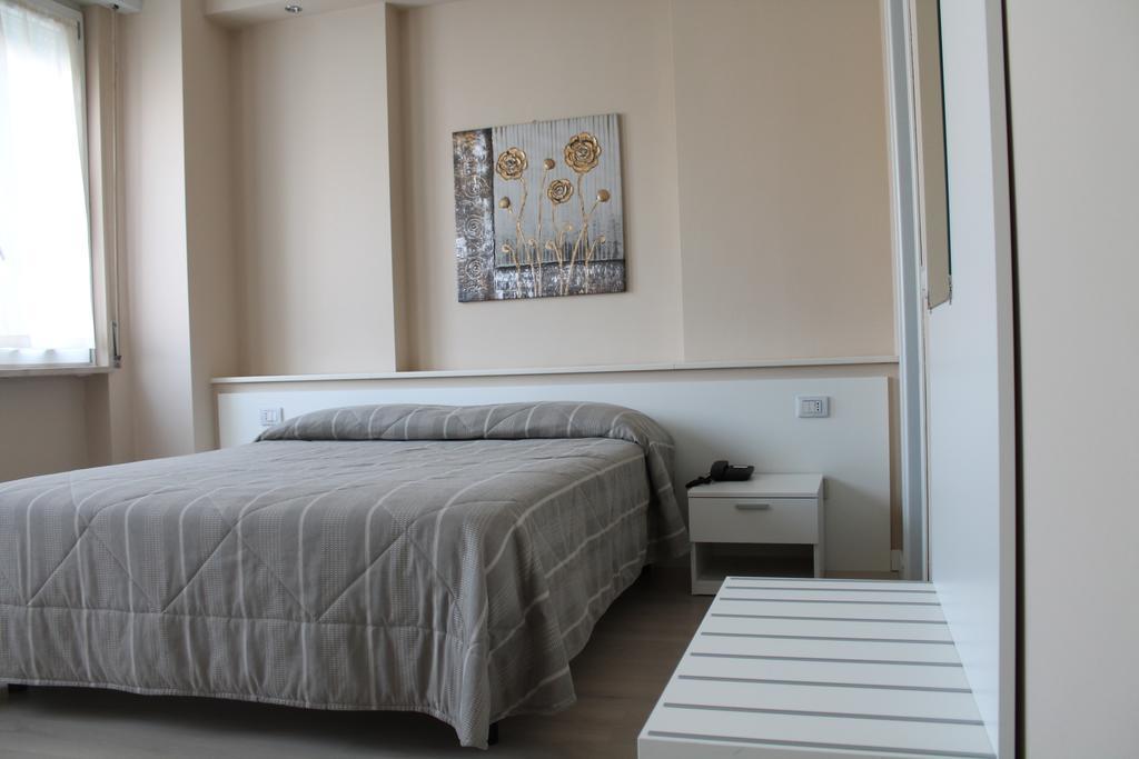 Hotel Cremona Viale Buitenkant foto