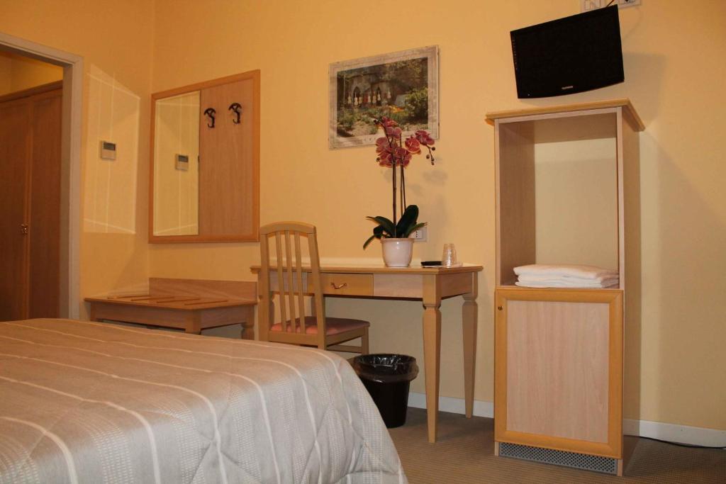 Hotel Cremona Viale Buitenkant foto